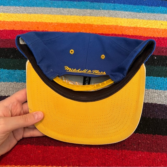 Mitchell and Ness Golden State Warriors SnapBack Hat Hand washed - Picture 11 of 15